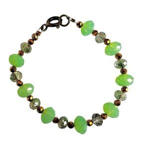 Green crystal beaded bracelet